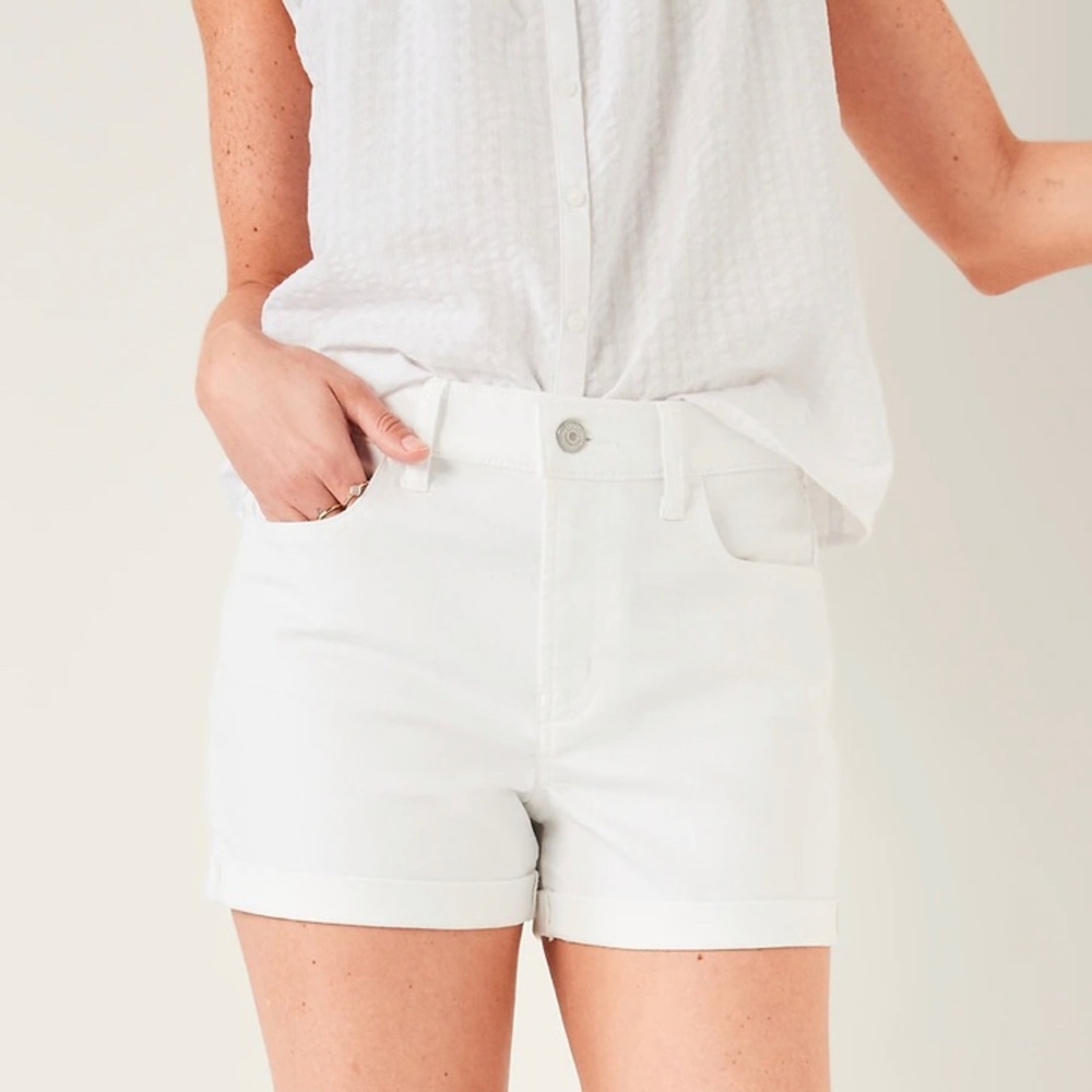 Mid-Rise White Jean Shorts for Women -- 3-inch inseam